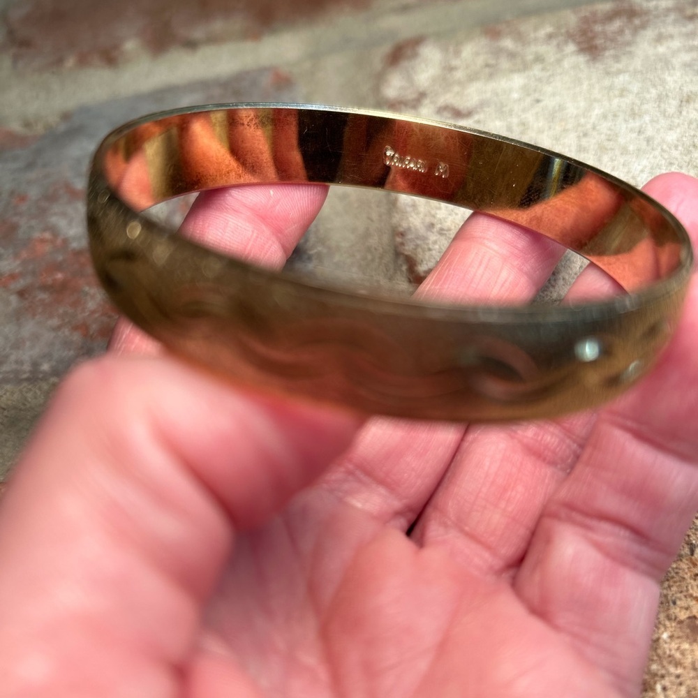 Vintage Crown Trifari Bangle Bracelet - Picture 9 of 11